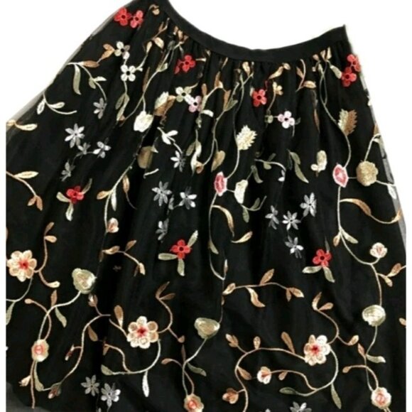 See You Monday Sz Medium Floral Tulle Embroidered Mesh Whimsigoth Midi Skirt Blk - Picture 2 of 8